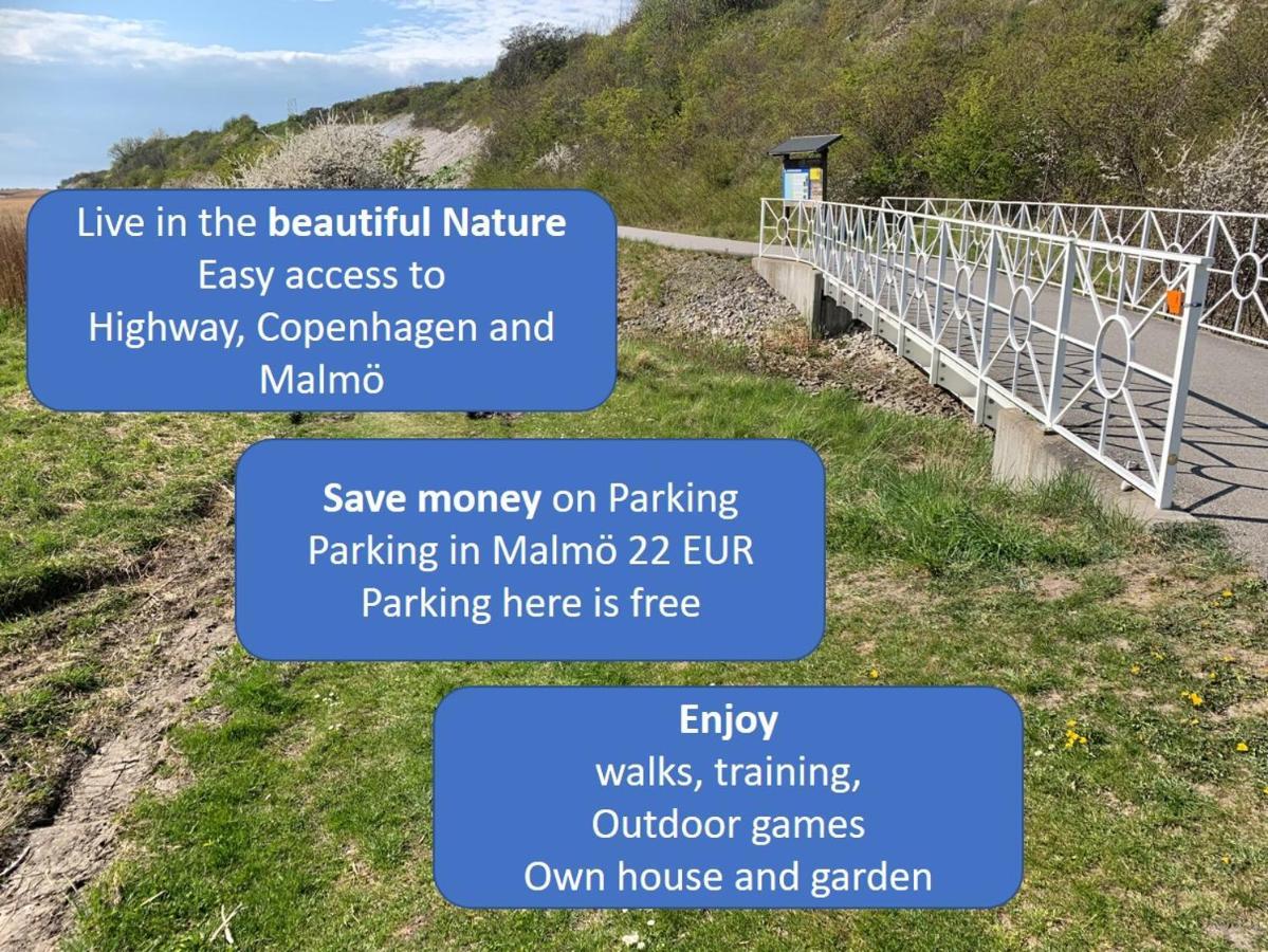 Private House Parking Garden Sea Nature มัลเมอ ภายนอก รูปภาพ