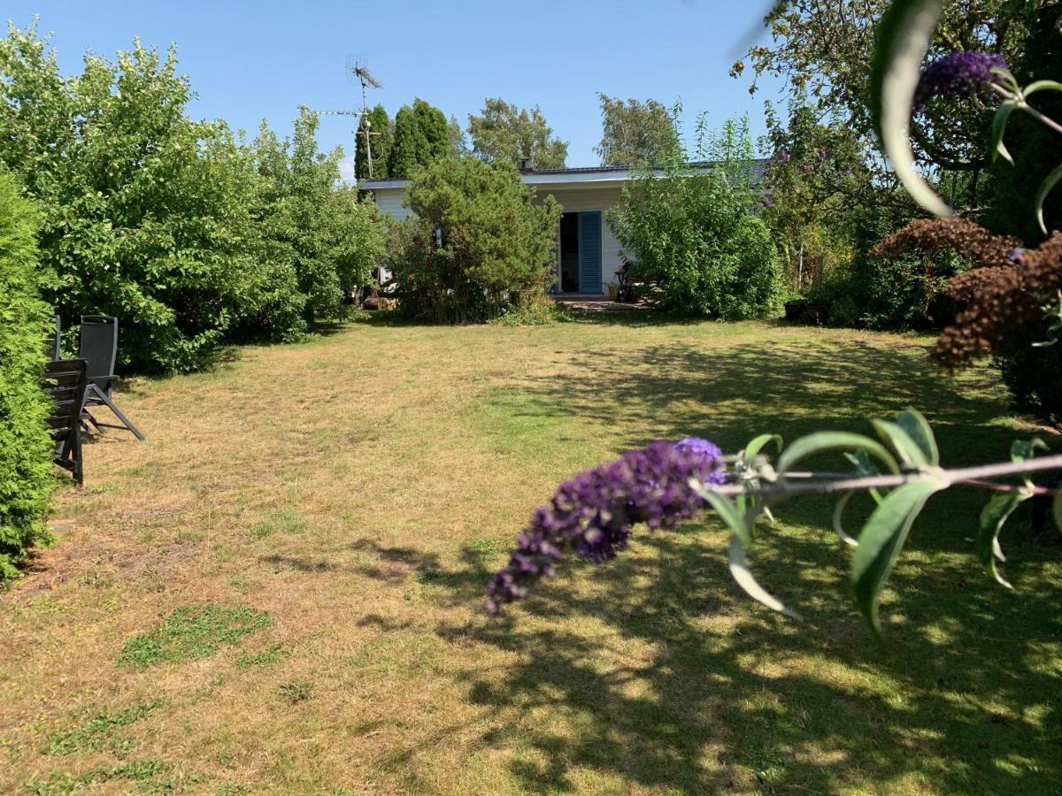 Private House Parking Garden Sea Nature มัลเมอ ภายนอก รูปภาพ